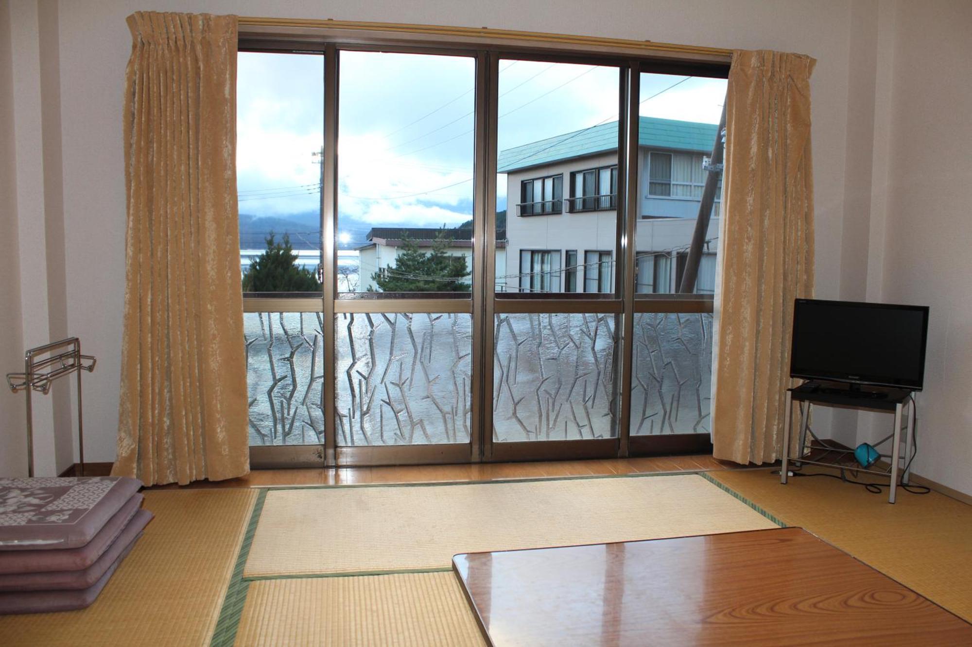 Sugakuso Hotel Yamanakako Phòng bức ảnh